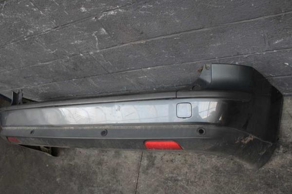 PARE CHOC ARRIERE FORD FOCUS BREAK 11/2004-1/2008 - Vue 2